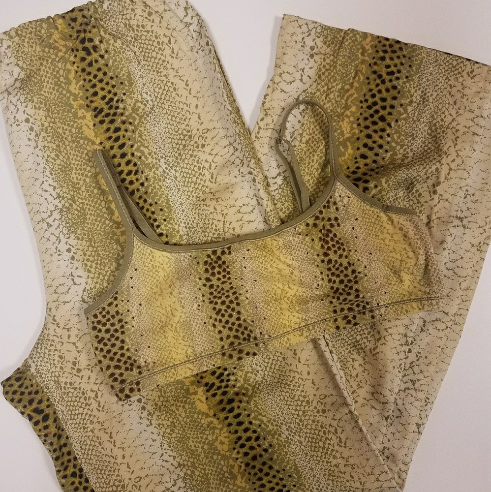 Victoria secret pj set Sz S, 36